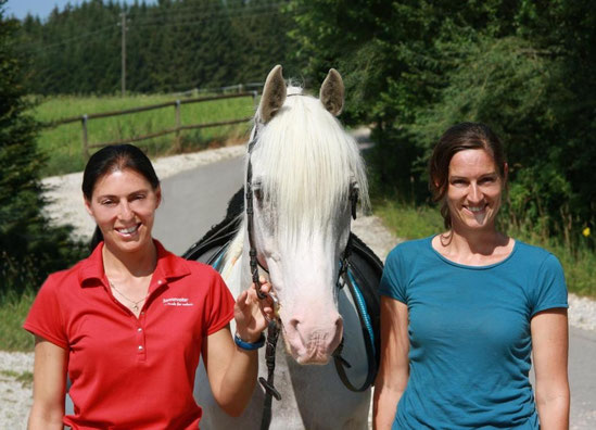 Anja Beran, Asfaloth und Michaela Hempen